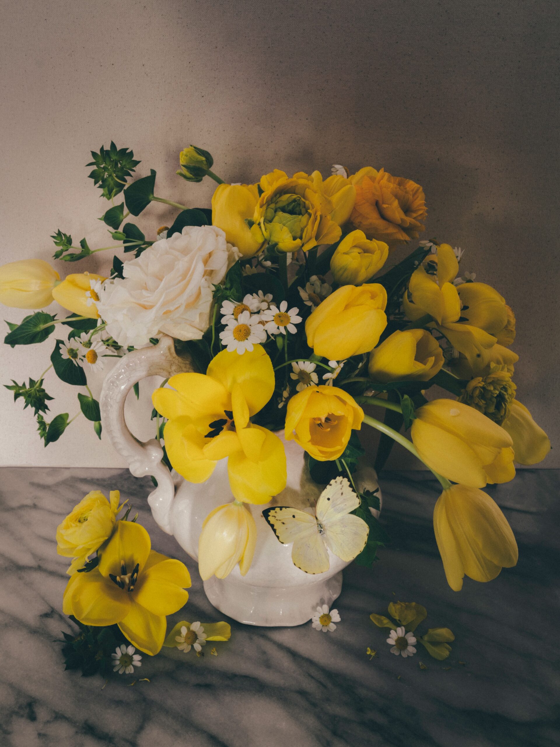 A summer still life. This was very fun to make. 💛